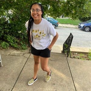 Meet your Posher, Jylian'